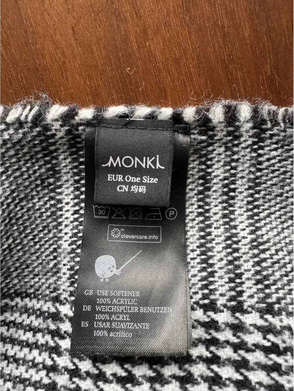Monki Black White Plaid Fringe Scarf One Size Acrylic Winter Wrap